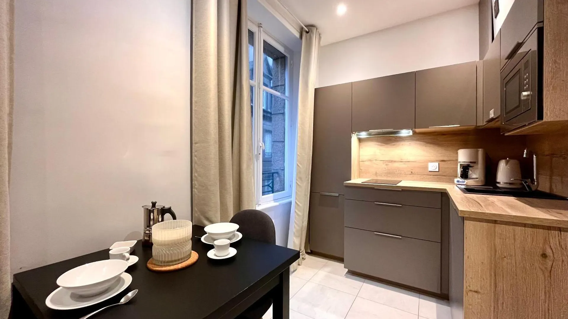 Superbe Grand Studio Avec Balcon Intra-Muros Saint-Malo 0*,